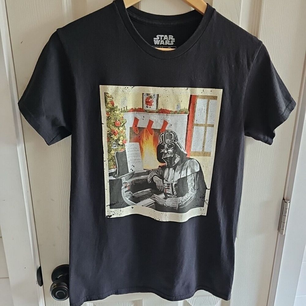 Star Wars Darth Vader Christmas graphics Mens BlackT-shirt Size SM
